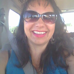 Alicia Gonzalez Photo 16