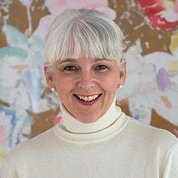 Carolyn Parker Photo 37