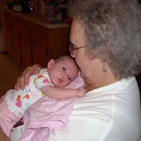 Barbara Anders Photo 21