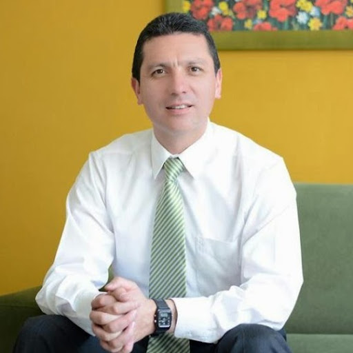 Miguel Aviles Photo 31