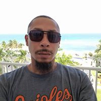 Derrick Holmes Photo 36