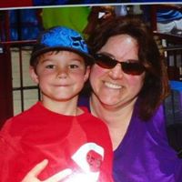 Lisa Sanford Photo 34