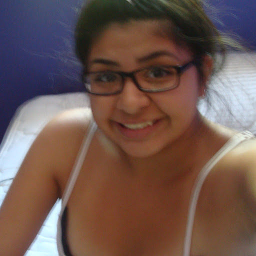 Janet Mendez Photo 15