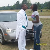 Linda Simons Photo 29