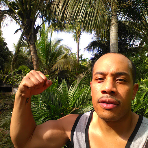 Robert Diaz Photo 12