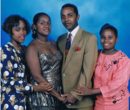 Debra Owens Photo 29