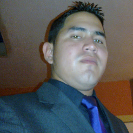 Adrian Vera Photo 20