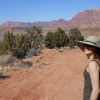 Christina Calvert Photo 32