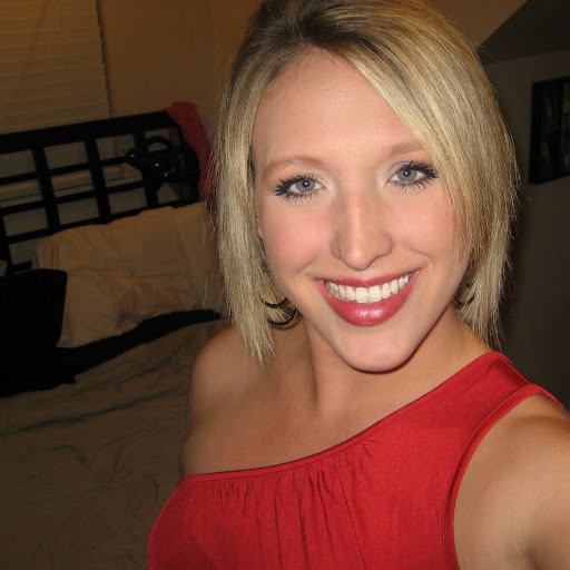 Amy Brooks Photo 8