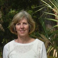 Susanne Roberts Photo 15