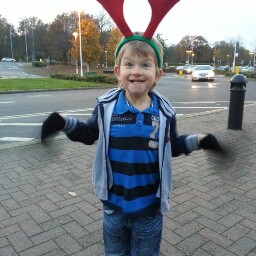 Julie Peacock Photo 24