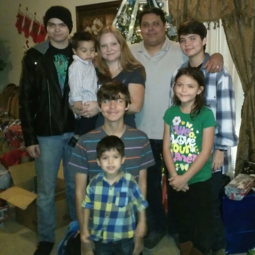 Kimberly Allen Photo 24