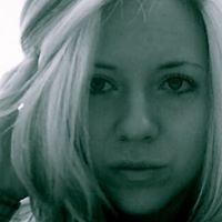 Louise Welch Photo 18