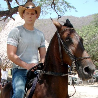 Orlando Miguel Photo 34