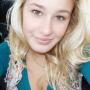 Elizabeth Reynolds Photo 31