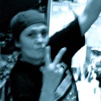 Michele Chavez Photo 16