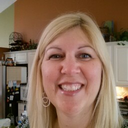 Kathryn Perez Photo 13