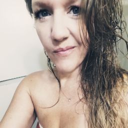 Wendy Thompson Photo 9