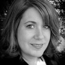 Lisa Hopkins Photo 17