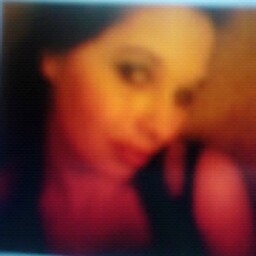 Holly Lee Photo 13