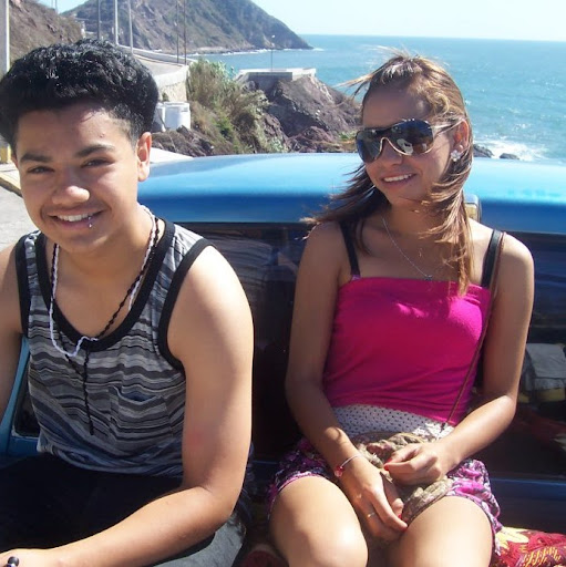 Vanessa Sims Photo 26