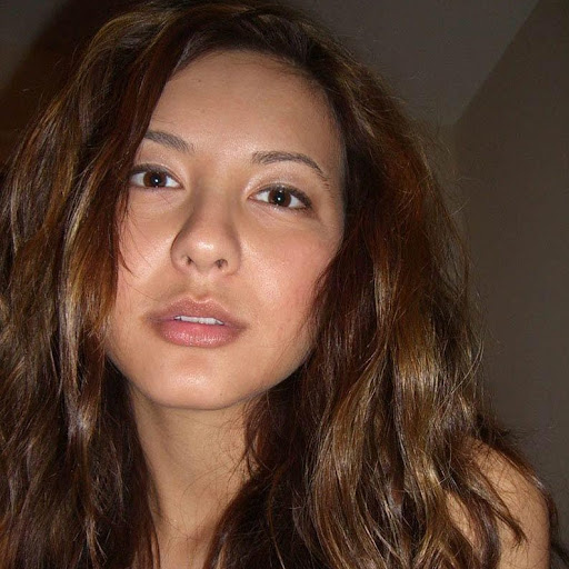 Julia Gilbert Photo 33