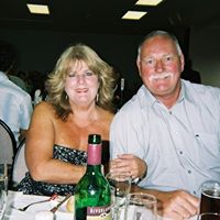 Linda Farrow Photo 17