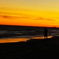 Beth Graves Photo 29