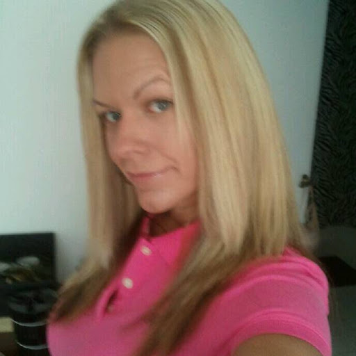 Pamela Lucas Photo 35