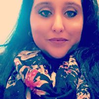 Julie Wickham Photo 6