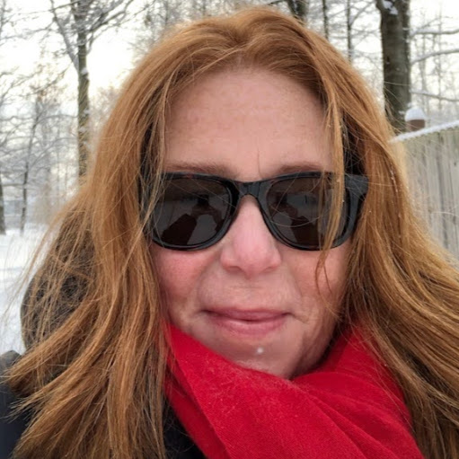 Laurie Mccarthy Photo 21