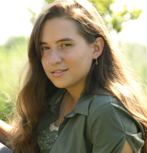 Laura Foust Photo 24