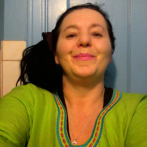 Candice Adams Photo 15