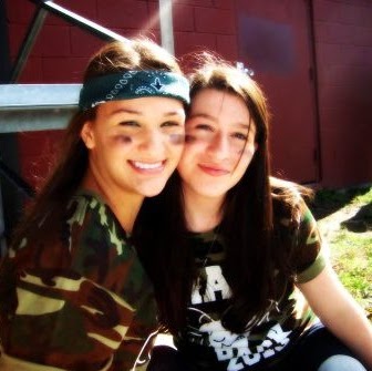 Hannah Curran Photo 13