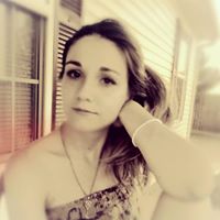 Brittany Garland Photo 17