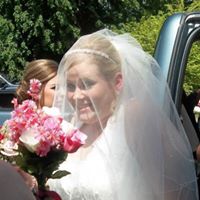 Elizabeth Friend Photo 17