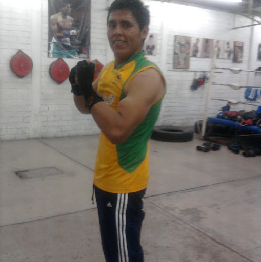 Cesar Parra Photo 38
