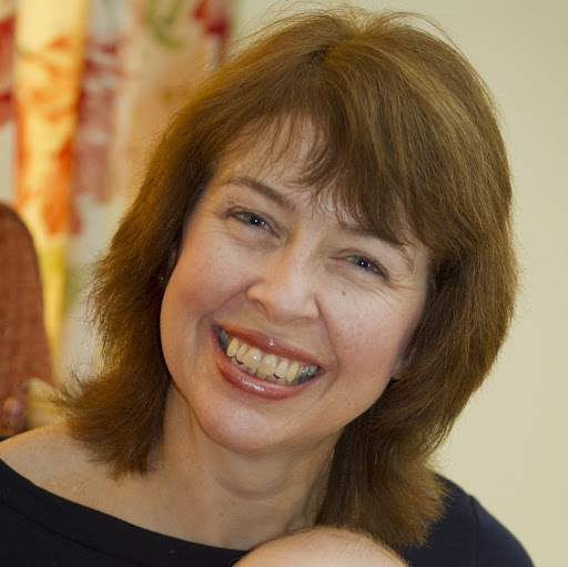 Helen Simms Photo 24