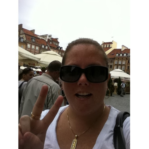 Rachel Taylor Photo 17