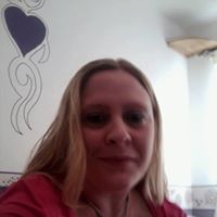 Karen Howes Photo 15