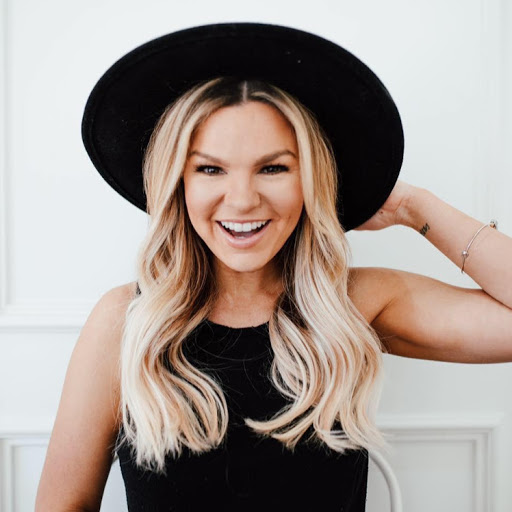 Christina Smallwood Photo 3