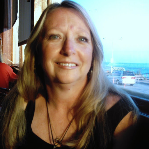 Laura Henning Photo 9