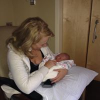 Janelle Mills Photo 11