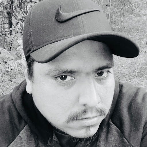 Efrain Martinez Photo 37