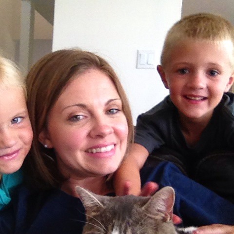 Elizabeth Bloom Photo 28