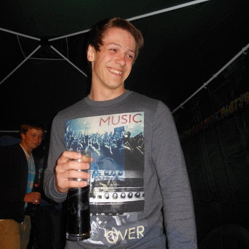 Connor Clements Photo 4