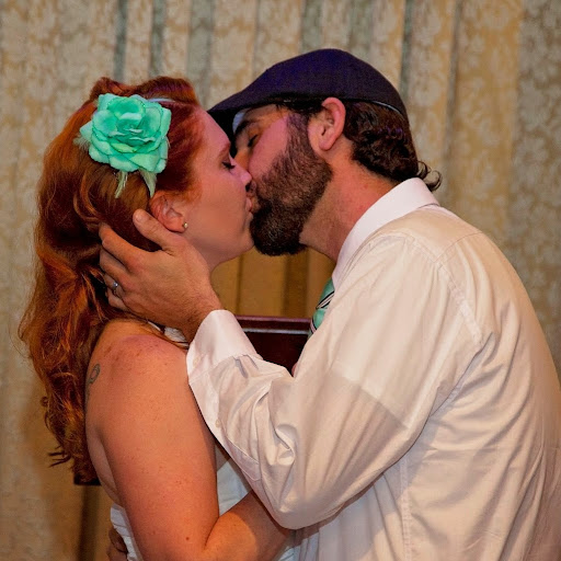 Laura Grant Photo 21