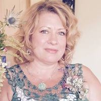 Christine August Photo 7