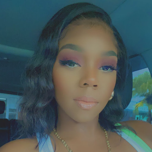 Samantha Bowen Photo 29