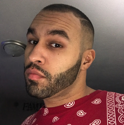 Tyler Hampton Photo 9